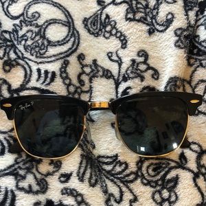 ! Ray-ban Sunglasses 🕶